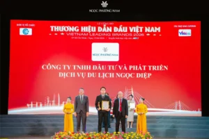 Nhà hàng Ngọc Phương Nam khẳng định vị thế và uy tín ngành ẩm thực du lịch khi vinh dự được xướng tên tại giải thưởng "Thương hiệu dẫn đầu Việt Nam - Vietnam Leading Brands 2026".